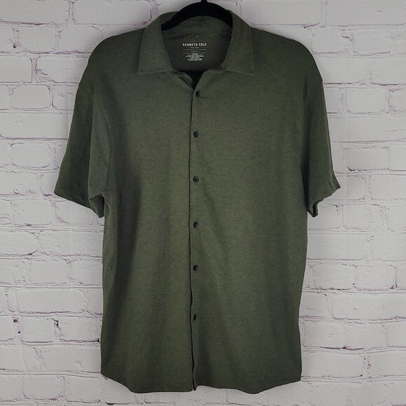 Kenneth Cole Button Down Shirt. Size Small. Green Short Sleeve NWOT. - Picture 1 of 5